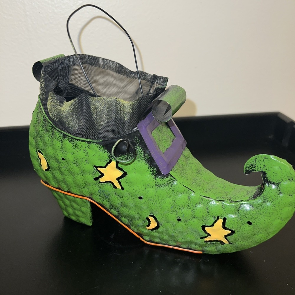 Metal Green Stars Moon Boot Halloween Fall Decor 8x5"